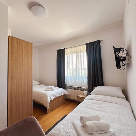 Rooms Enter Ogulin Ostarije Exterior foto